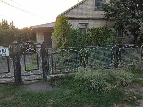 Продам будинок м. Бершадь вул. Жуковського №15 Бершадь