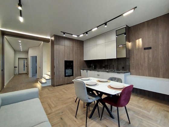 Продаж двоповерхового таунхауса Зарванцы