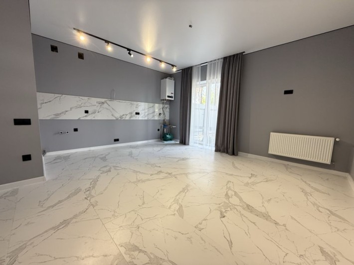 Продам дуплекс з ремонтом - фото 1