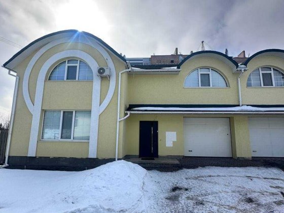 Продам просторий котедж р-н Озерна Хмельницький