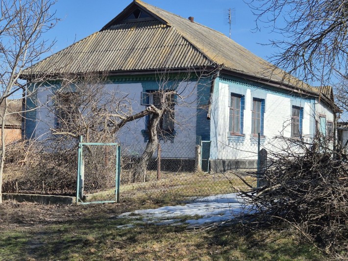 Продам будинок у м Липовець - фото 1