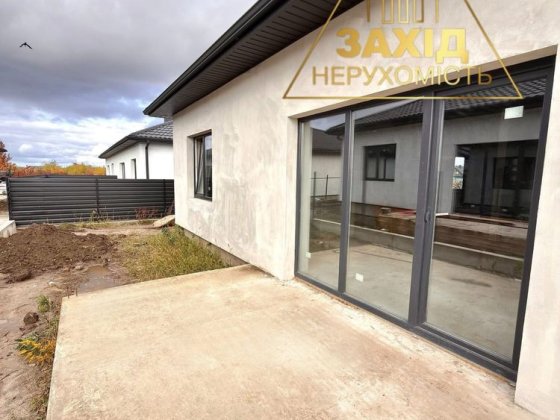 Продаж 4 кімнатних дуплексів у с. Боратин по вулиці є Газ Боратин