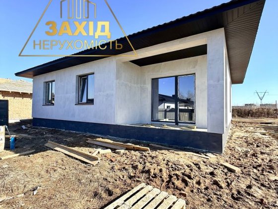 Будинок 4к у с. Струмівка з ділянкою 5 сотих ГАЗ по вулиці Струмовка