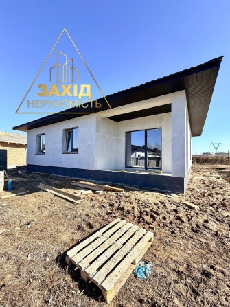 Будинок 4к у с. Струмівка з ділянкою 5 сотих ГАЗ по вулиці - фото 1