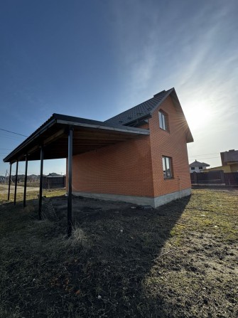 Продається якісний будинок у Боратині з усіма комунікаціями - фото 1