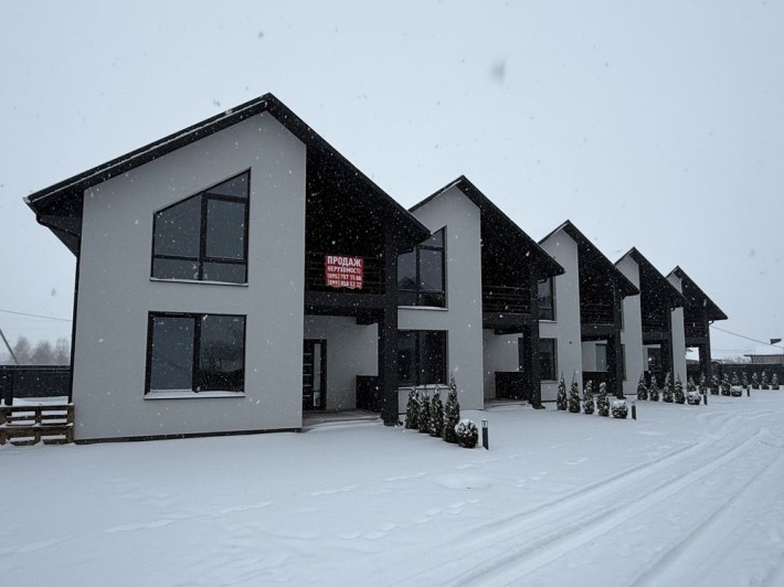 Продаж кутового двоповерхового ТаунХауса в БОРАТИНІ - фото 1