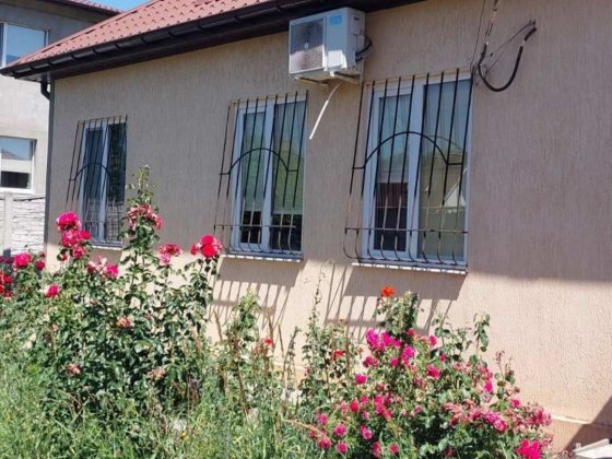 Купите дом новострой в Подгородном  с ремонтом, рассмотрим безнал Подгородное