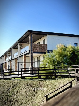 Таунхаус біля озера. Обухівка - фото 1