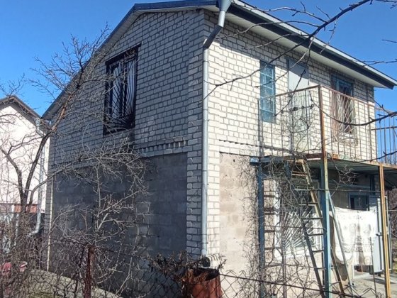 Купите небольшую дачу в тихом месте , возле реки Подгородное