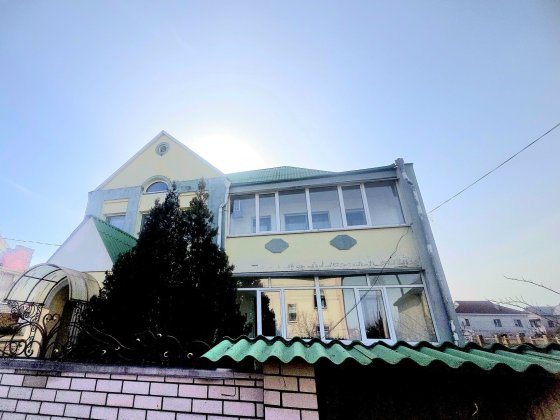 Продам добротный дом в Подгородном