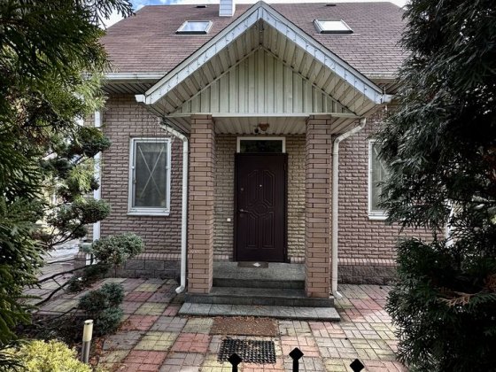 Продам будинок. Золоті ключі, Слобожанське