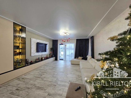 Продажа дома "Hight Tech" с бассейном, 15 соток (Обуховка)