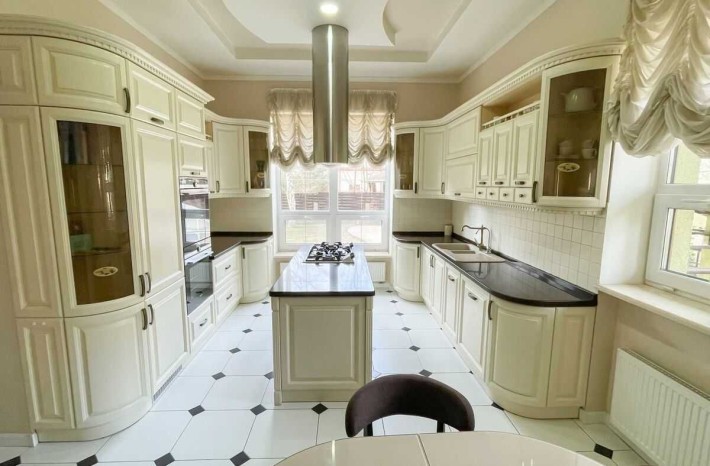 Особняк в Шишкино.Орловщина.20 соток.Авторский проект 497000$ - фото 1