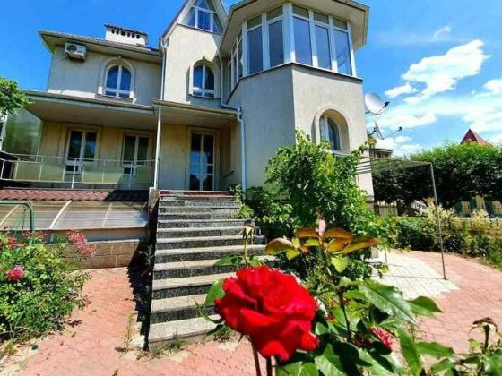 Продажа дома в элитном пос. "Звездный" Подгороднее Підгородне