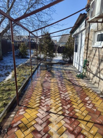 Продам будинок в центрі міста - фото 1