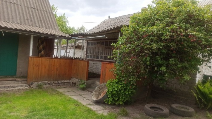 Продам пів-будинка. м.Олевськ, вул Інтернаціональна. Без комісії. - фото 1