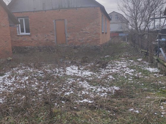 Продам 1/2 будинку Черняхів Черняхов
