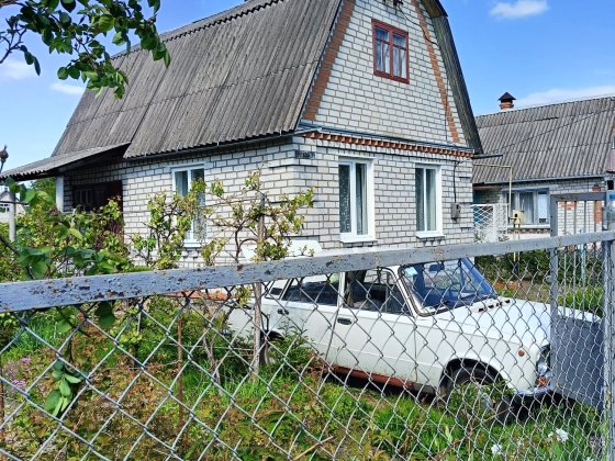 Продам дачу в Тетерівському масиві, 2 кімнати з газом.