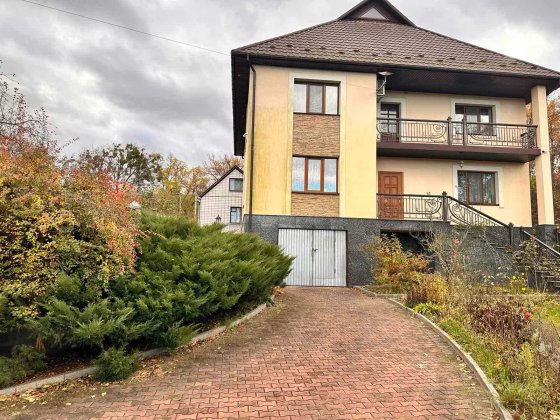 Продам будинок в Денишах Дениши