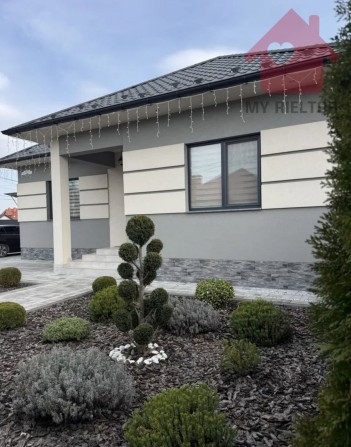 Продаж затишного будинку в тихому житловому районі! - фото 1