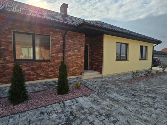 Продається одноповерховий дуплекс (будинок) Минай Минай