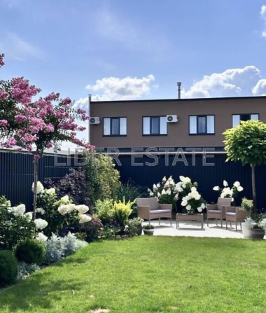 Продаж чудового дуплекса 4 кімнати 160м², Сторожниця - фото 1