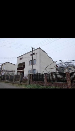 Продається будинок в центрі міста - фото 1