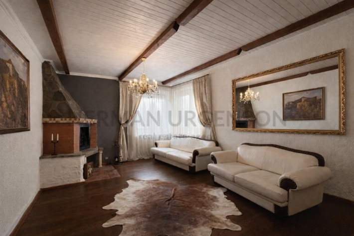 Продаж будинку 223 м.кв / 8 соток / Онокiвці - фото 1