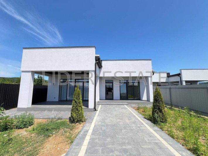 Продаж особняка 4 кімн., 155 м², 5 соток, Оноківці - фото 1