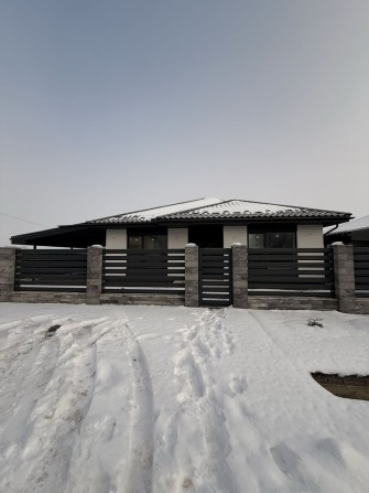 Продаж будинку Сторожниця - фото 1