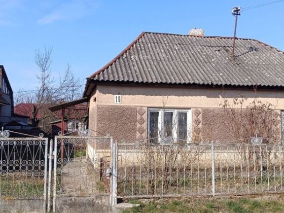 Продам дом в Чоп с участком. Чоп