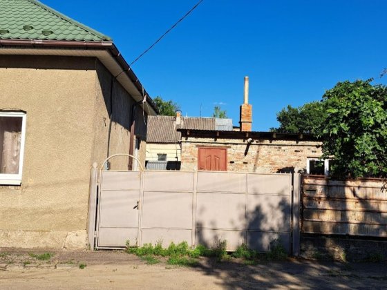 Напівособняк Чоп Чоп