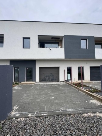 Продається просторий котедж введений у експлуатацію може бути Єоселя - фото 1