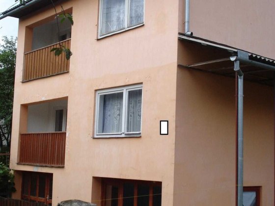 Продається житловий будинок в м. Рахів Рахов