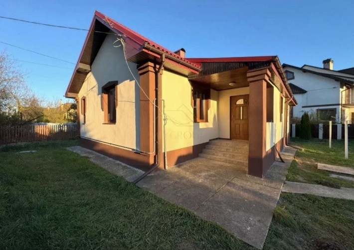 Продається  будинок в Угорниках. 6 сотих землі - фото 1