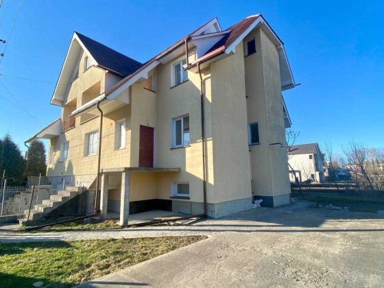 Продається будинок(дуплекс) в Угорниках 235м2 Угорники