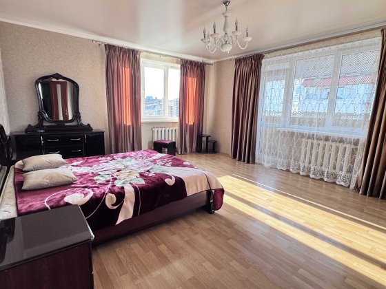 Продаж Особняка , біля міста Івано-Франківськ . Крихівці. Зд 12 сот. Криховцы