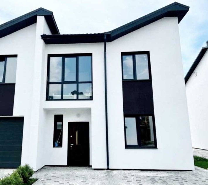 Кутовий, крайній цегляний,будинок,таунхаус.Площа 135м² 2,5ст газ гараж - фото 1