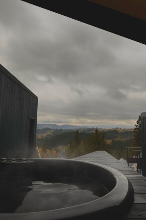 Продаж котеджу в с.Яблуниця з панорамою 360•.               d - фото 1