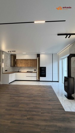 Продаж таунхауса з ремонтом в передмісті Івано-Франківська/ с.Вовчинці - фото 1