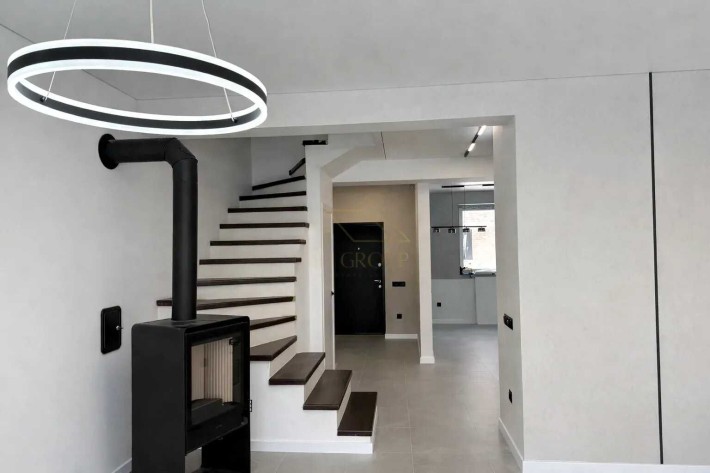 Продаж Таунхауса з ремонтом!Готовий до проживання! - фото 1