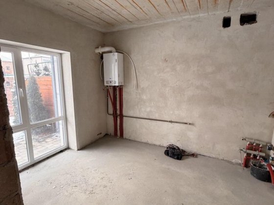 Таунхаус, Крихівці Криховцы