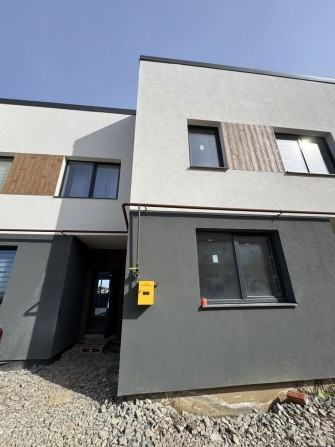 Таунхаус з ремонтом - фото 1