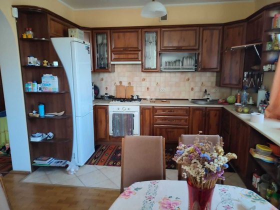 Просторий 5-кімнатний будинок у Крихівцях - 165 м.кв Крихівці