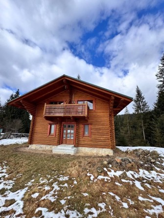 Продаж котеджу у м. Ворохта - фото 1