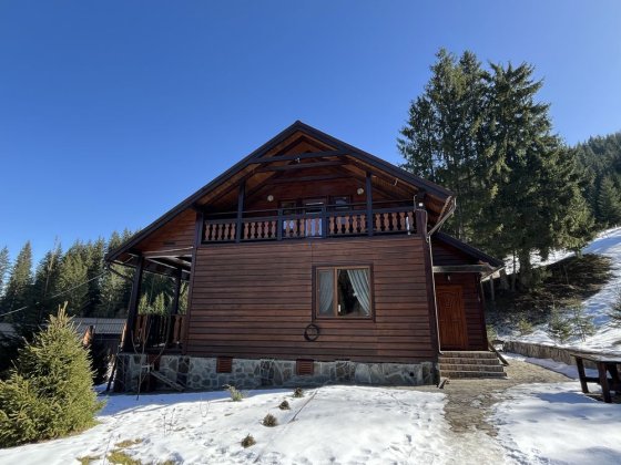 Продаж будинку в м. Верховина, з неймовірною панормаою  на горим Верховина