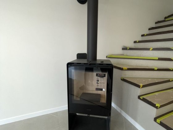 Таунхаус з ремонтом, готовий для проживання Крихівці