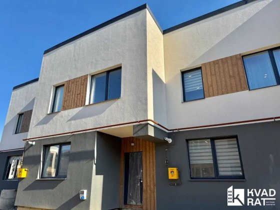 Таунхаус з ремонтом по ціні квартири! Крихівці