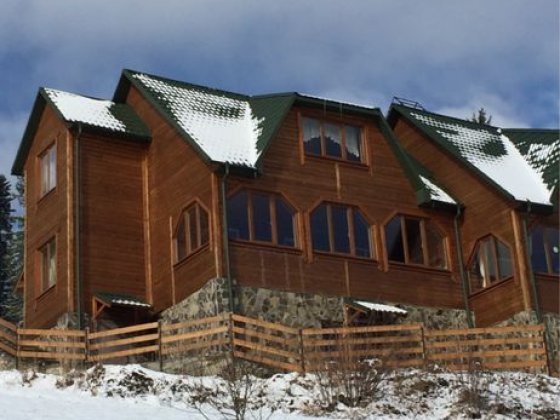 Котедж в Карпатах (Татарів),  10 км від Буковелю. Власник Татарів