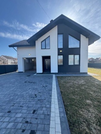 Шикарний будинок із ремонтом у Крихівцях - фото 1